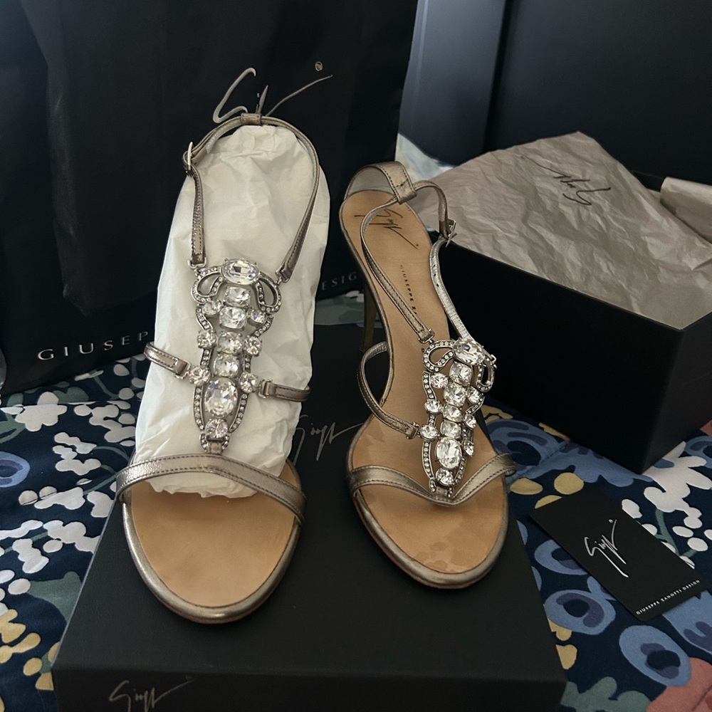 Giuseppe Zanotti Metallic Silver Crystal Sandals